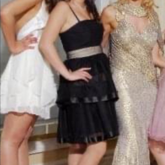 JUICY COUTURE DRESS SIZE 2 (cocktail dress) - Picture 6 of 7